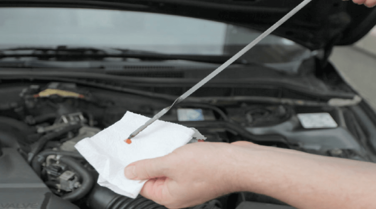 Do You Check Transmission Fluid With the Car Running?